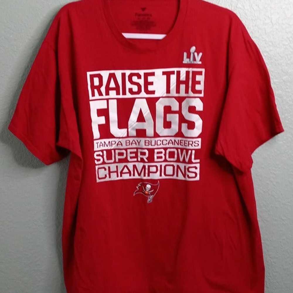 Tampa Bay Buccaneers T-Shirt Men's XL Red Superbo… - image 1