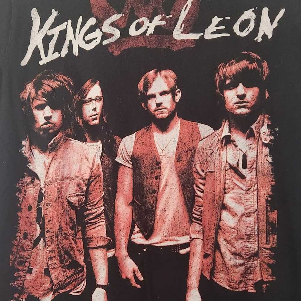 Kings of Leon Shirt - image 2