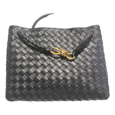 Bottega Veneta Andiamo leather handbag