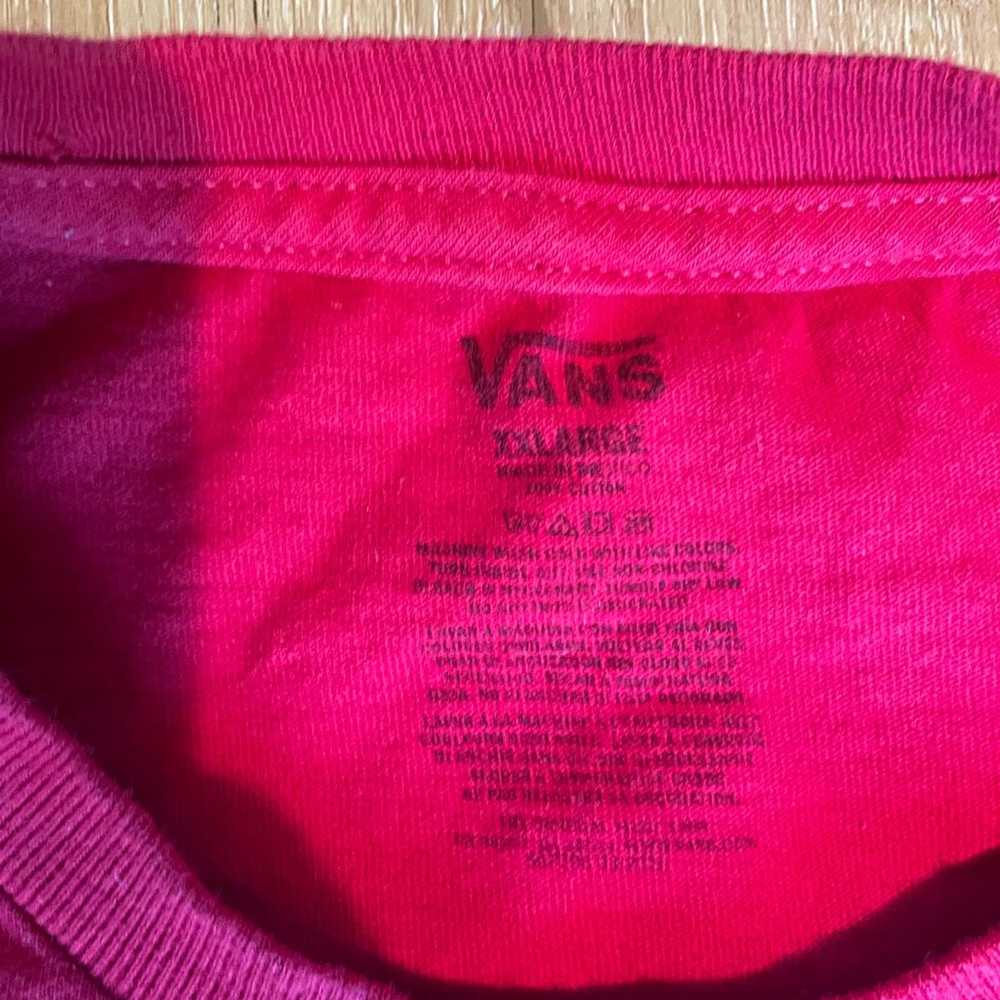 Like new red vans off the wall tshirt size xxl - image 2