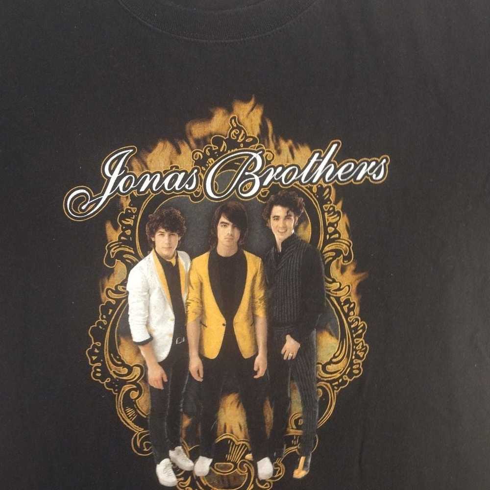 Jonas Brothers - image 10