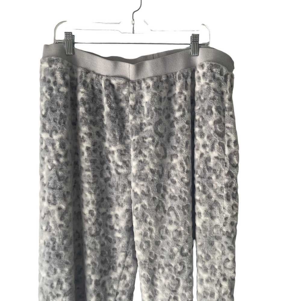 Other Peaches And Dreams Size XL Grey Leopard Fuz… - image 2