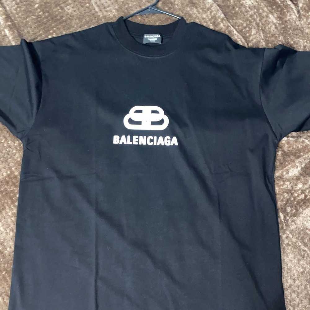 Balenciaga Big B Logo tee like new Large - image 3
