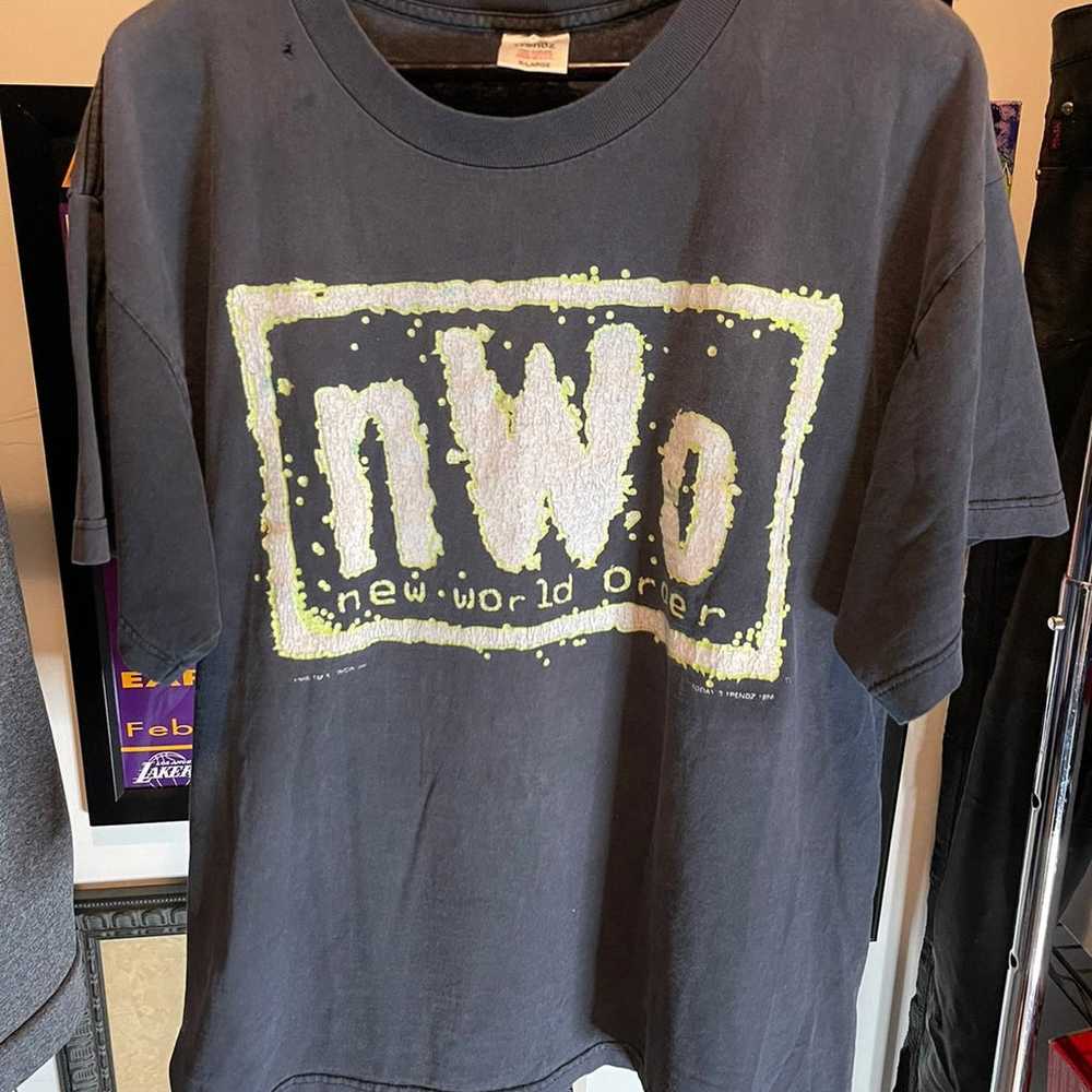 WCW NWO New World Order T-Shirt Size XL Glow In T… - image 1
