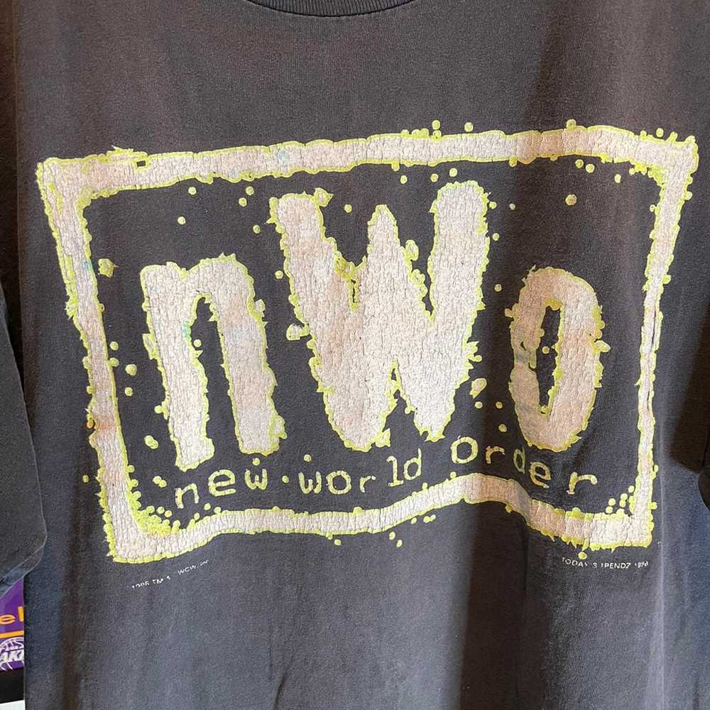 WCW NWO New World Order T-Shirt Size XL Glow In T… - image 3