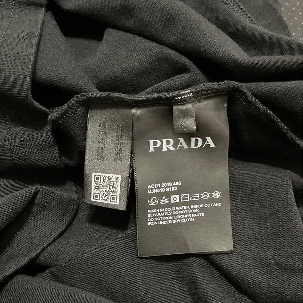 Like New Unisex Size Small Prada Iconic Logo-embe… - image 9