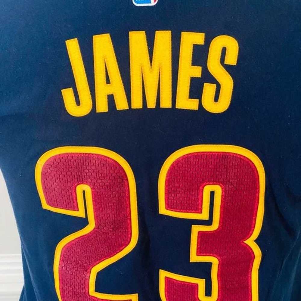 adidas Lebron James Cleveland Cavaliers T-Shirt. - image 9