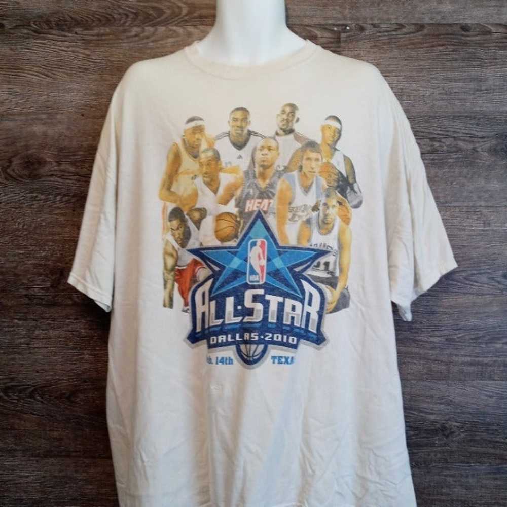 "RARE" ALL STAR NBA Dallas 2010 Shirt w/ Kobe Bry… - image 1
