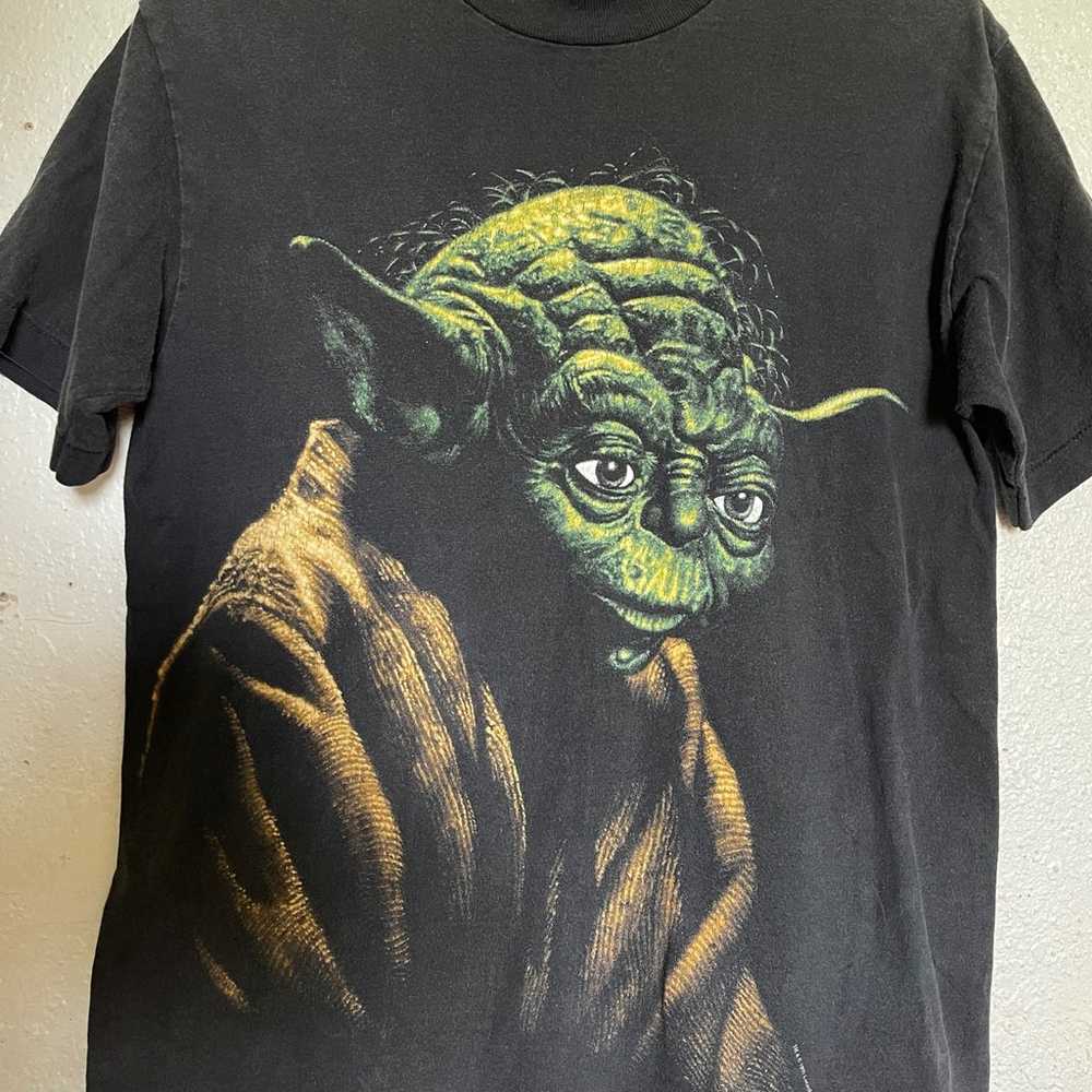 Vintage Star Wars Yoda shirt 1995 - image 2