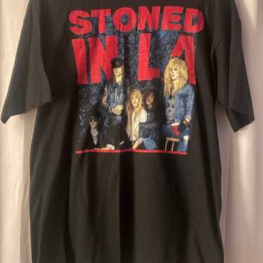 Guns N’ Roses stoned in L.A. Los Ángeles coliseum… - image 1