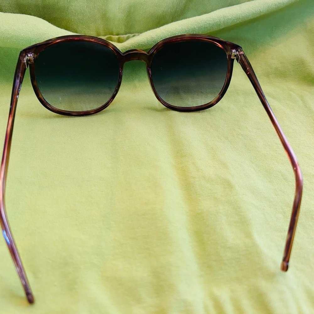 Vintage 80s Sunglasses - image 5