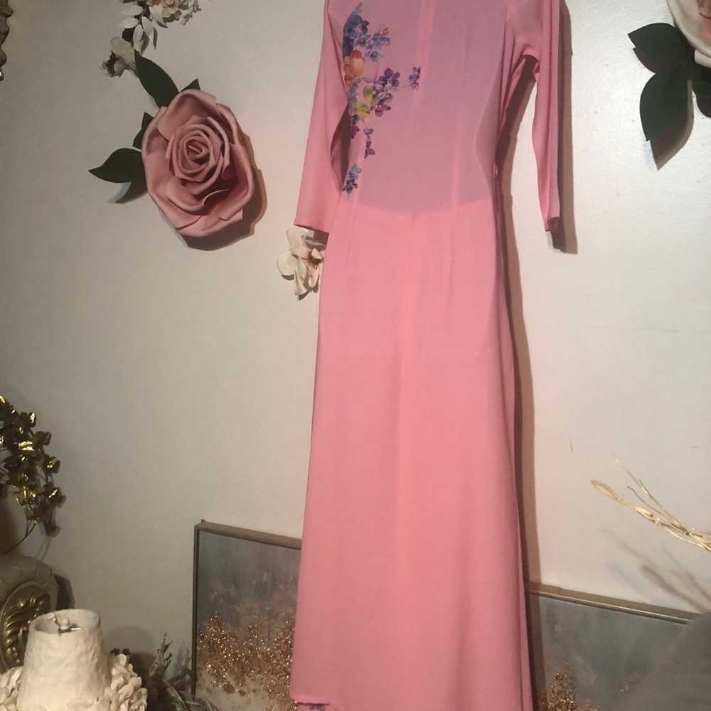 Pink and floral Mandarin collar Asian style dress… - image 7
