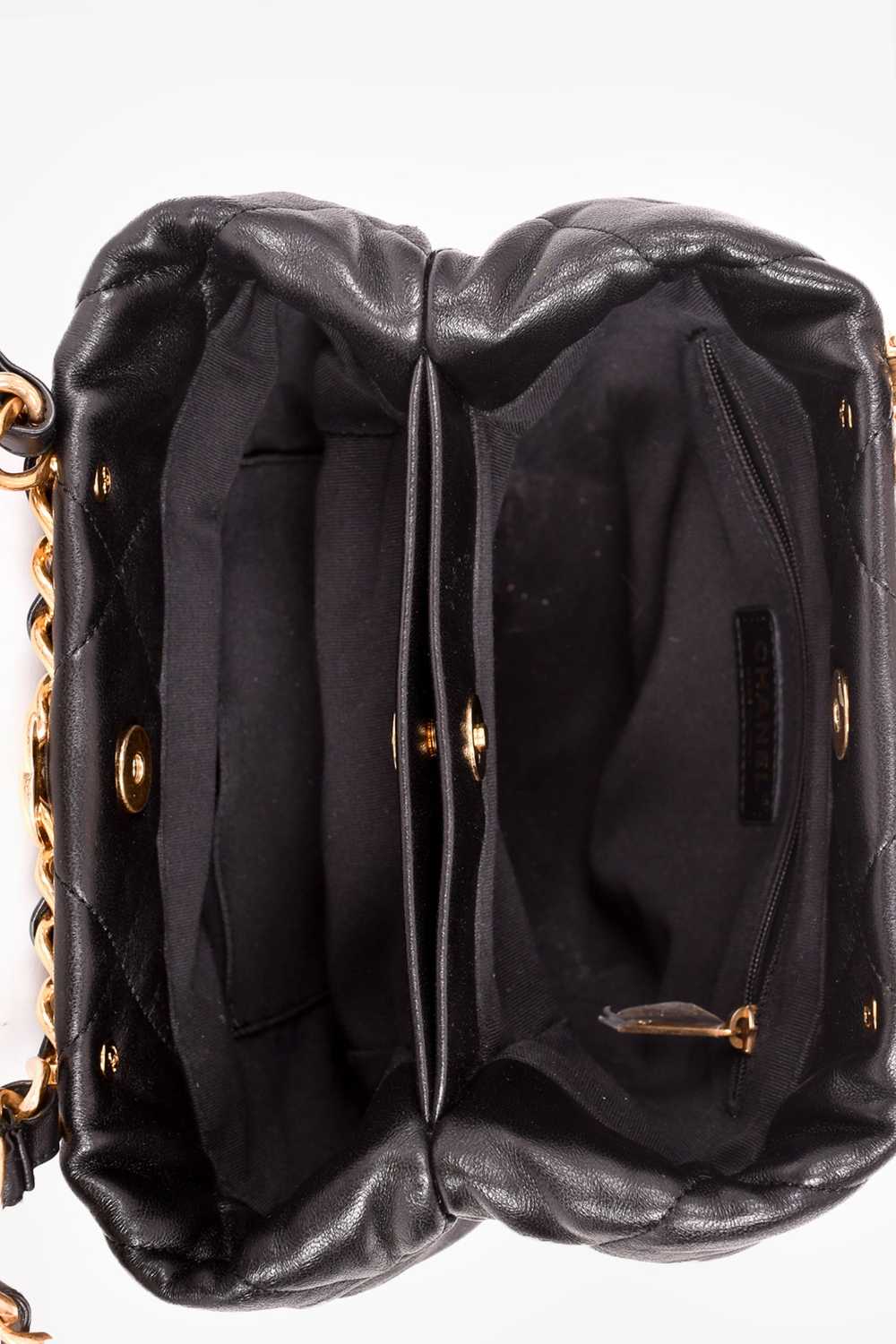 Pre-loved Chanel™ Black Lambskin Quilted Small Sh… - image 12