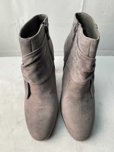 Giani Bernini Women's Grey Suede High Heel Shoes S