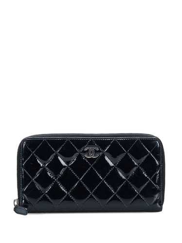 CHANEL Pre-Owned 2010–2011 diamond-quilted CC zip… - image 1