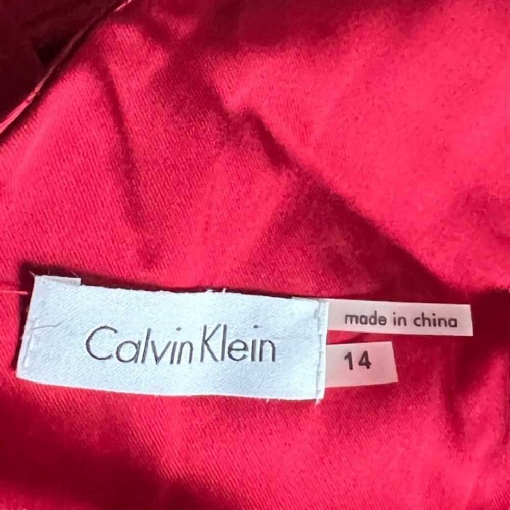 Beautiful Calvin Klein Ruby Red V Neck Sheath Sle… - image 4