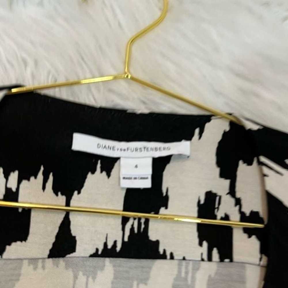 Diane Von Furstenberg Tallulah silk wrap dress - image 8
