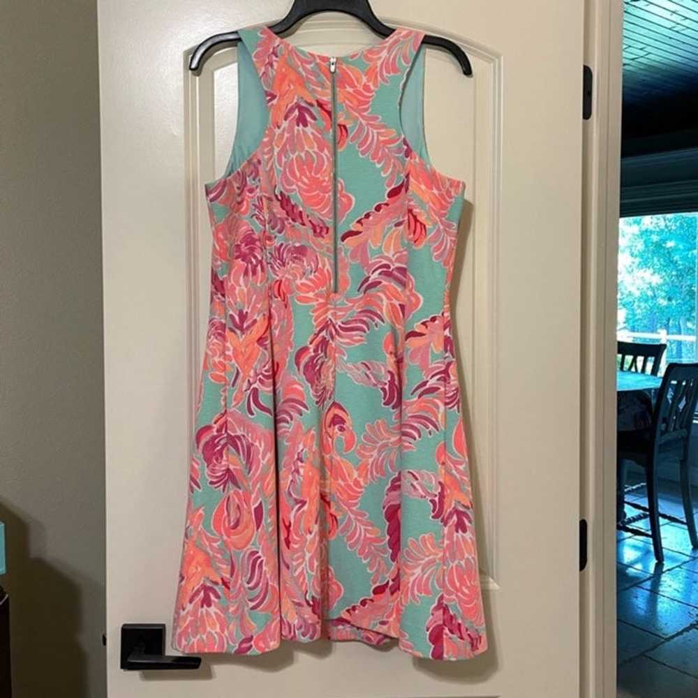 Gently Used Lilly Pulitzer Love Birds Cove Fit & … - image 2