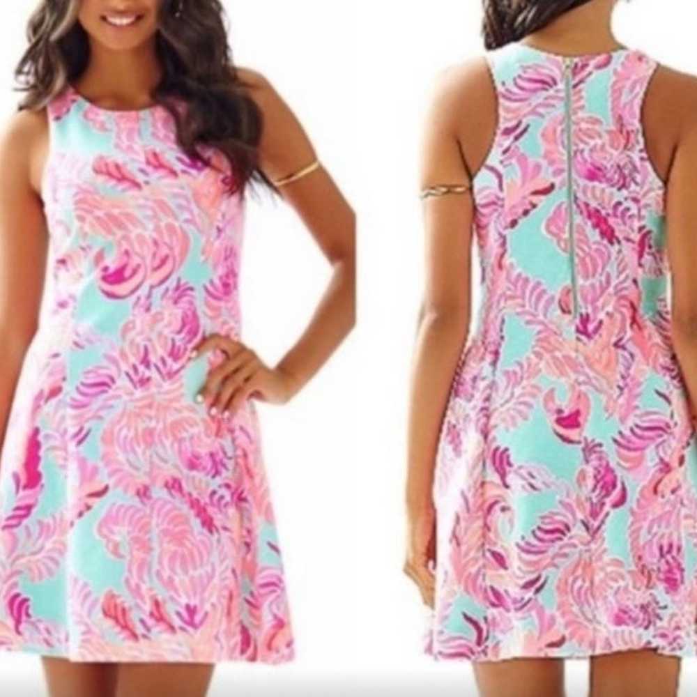 Gently Used Lilly Pulitzer Love Birds Cove Fit & … - image 4