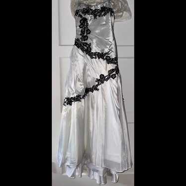 Bridal/Wedding/Prom Dress
