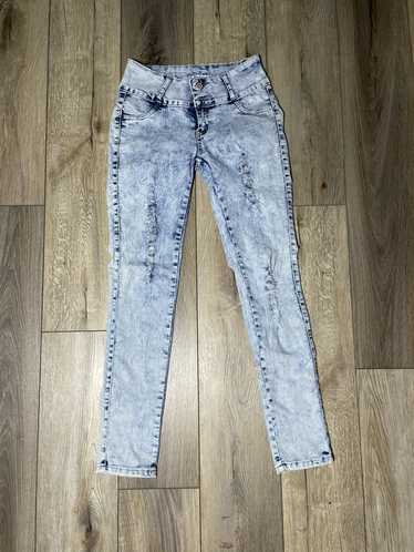 Other Distressed Jeans