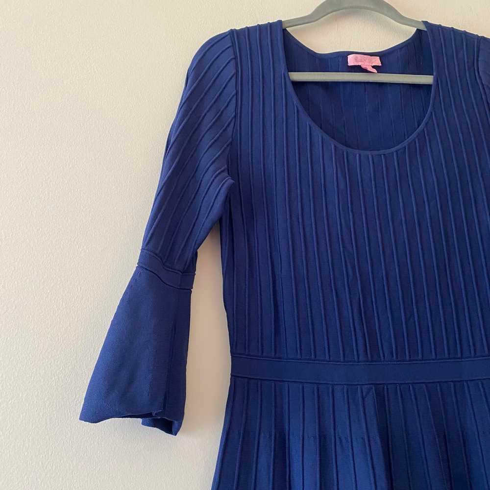 LILLY PULITZER blue bell sleeve ribbed dress - image 5