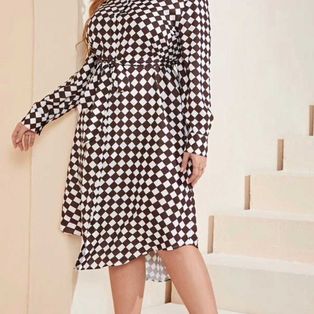 Plus Size XL Elegant Belted shirt dresses size XL - image 4