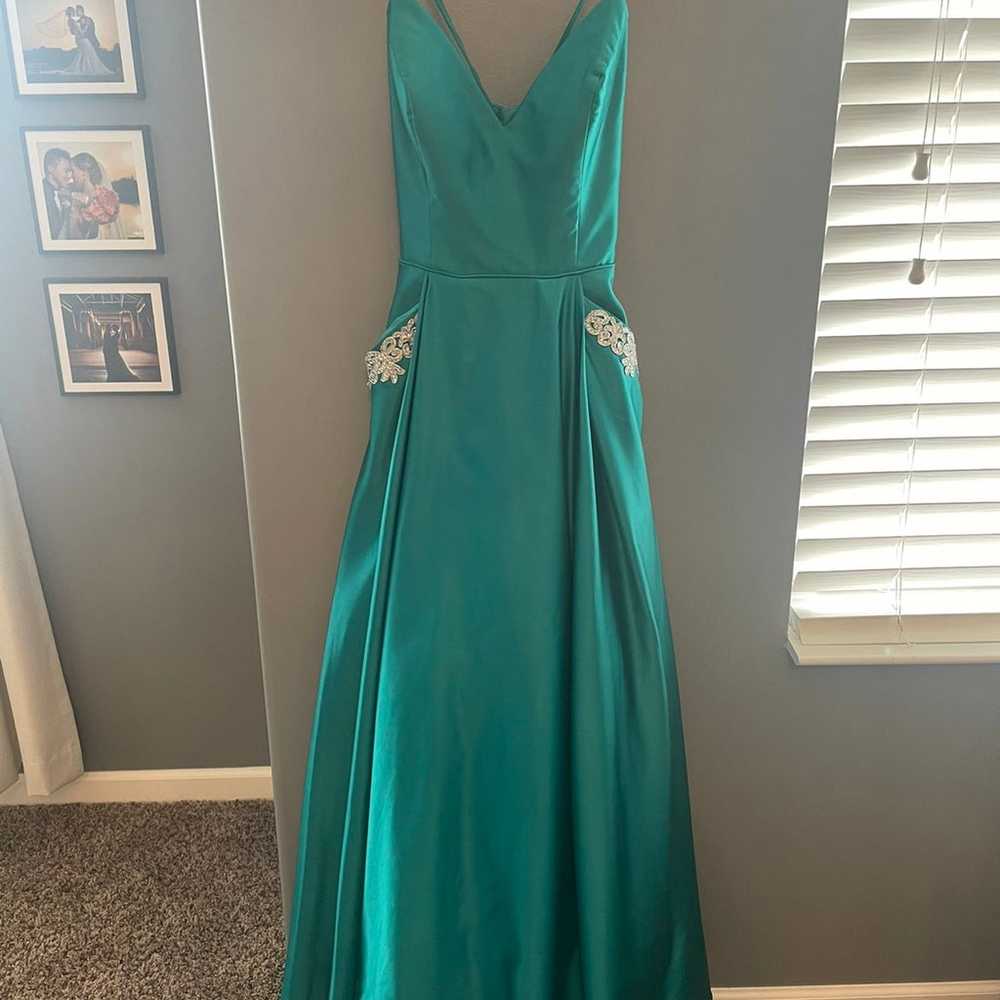Size 7 Formal Ball Gown - image 1
