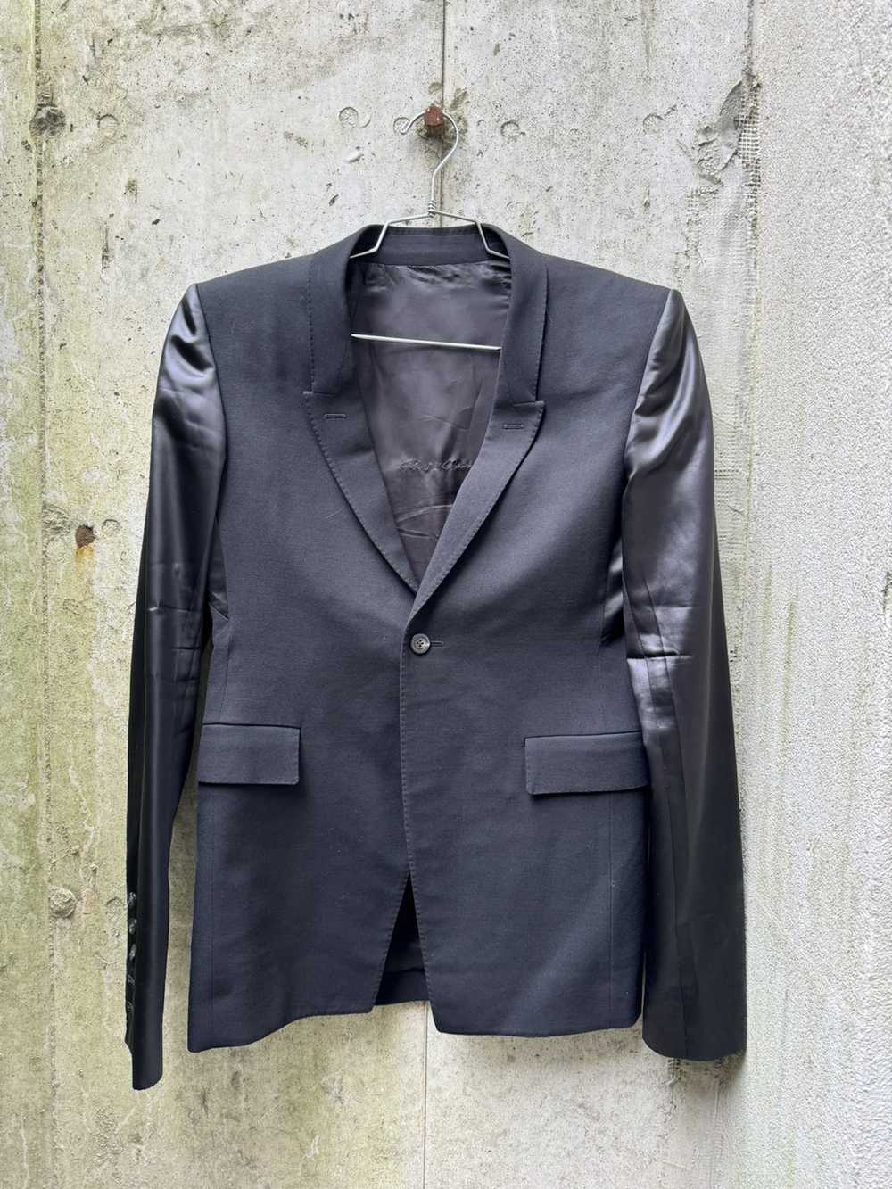 Rick Owens Viscose blazer with satin sleeves - image 1
