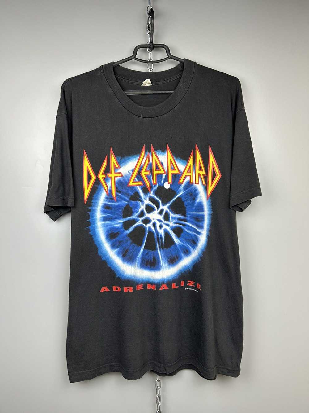 Band Tees × Rock T Shirt × Vintage Vintage 1990 D… - image 1