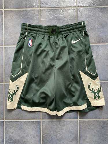 Nike Milwaukee Bucks Shorts