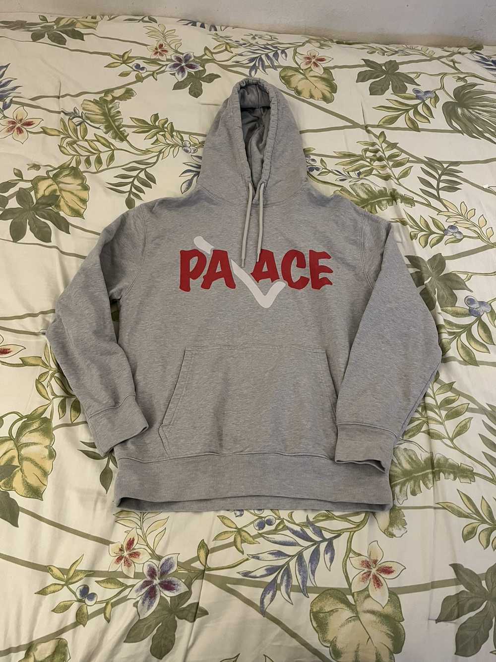 Palace × Streetwear Palace skateboards check logo… - image 1