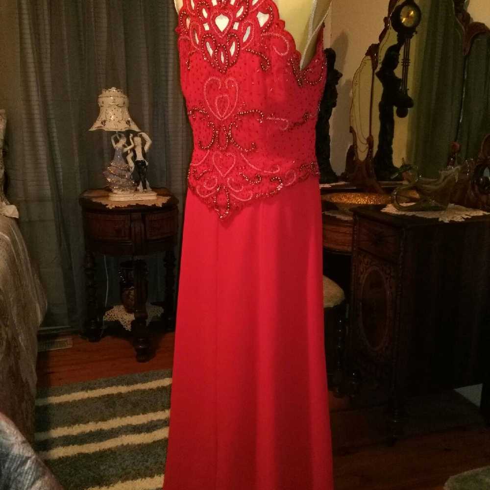 Beautiful Red Beaded Formal Gown W/Scarf - image 3