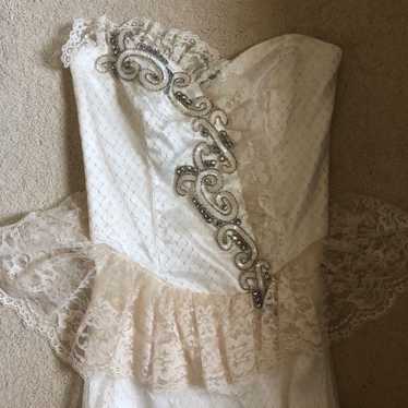 Vintage white lace ruffle sequin dress - image 1
