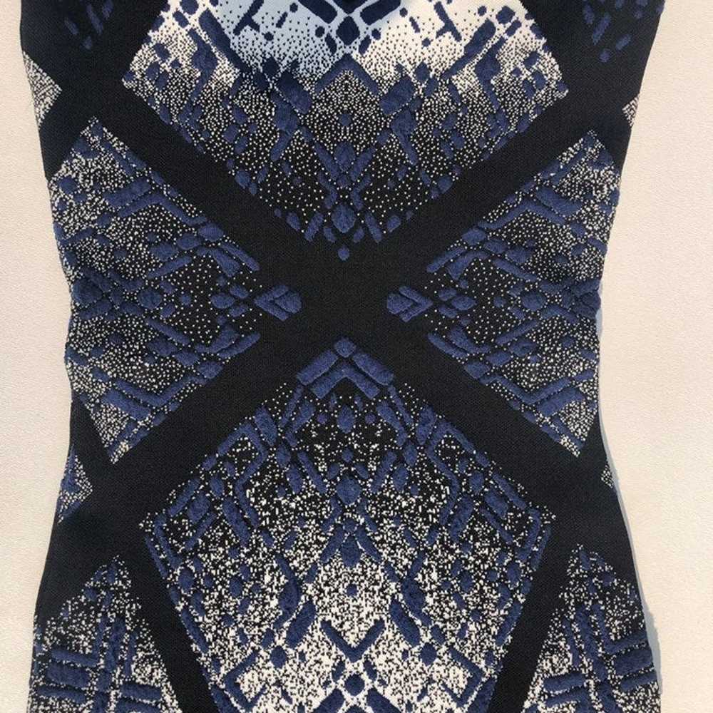 Gari Gradient Geometric Jacquard Dress - image 6