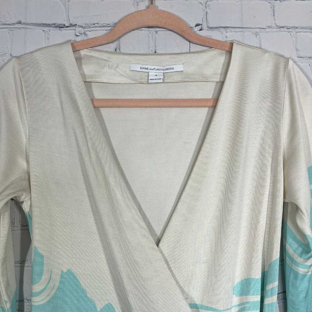 Diane von Furstenberg Wrap Dress 6 Medium Silk Co… - image 3