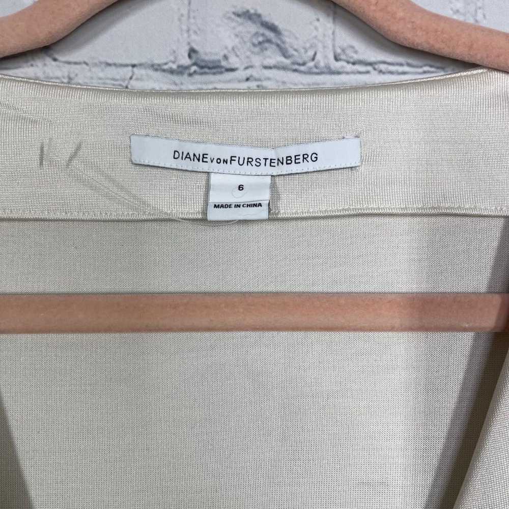 Diane von Furstenberg Wrap Dress 6 Medium Silk Co… - image 4