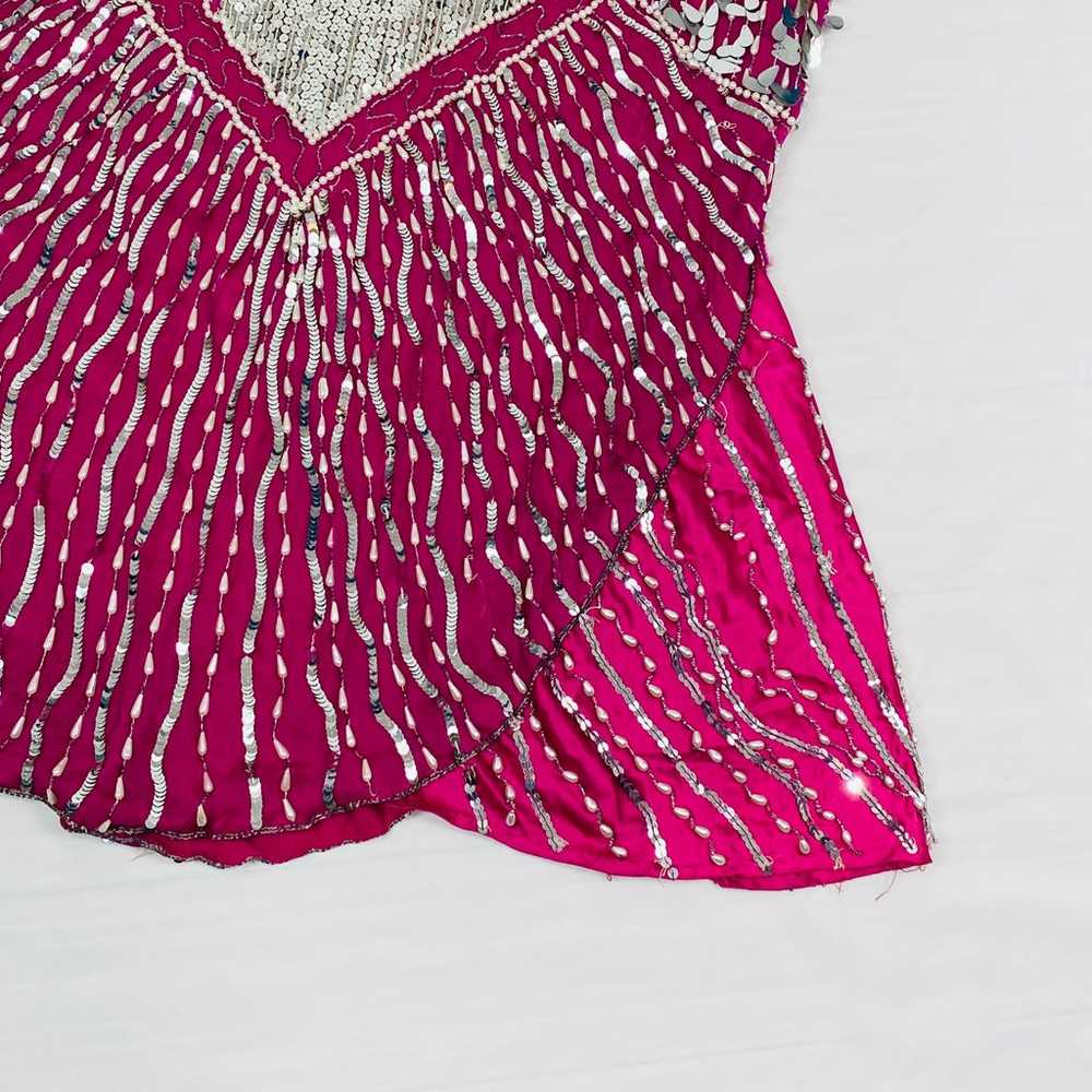 VINTAGE WOMEN BEADED SEQUIN PINK & SILVER DRESS Q… - image 5