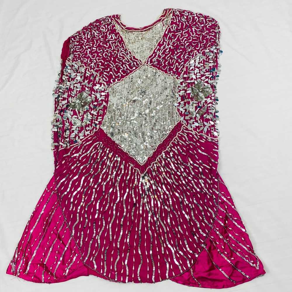 VINTAGE WOMEN BEADED SEQUIN PINK & SILVER DRESS Q… - image 7