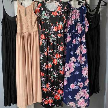 Size Medium Dress bundle - image 1