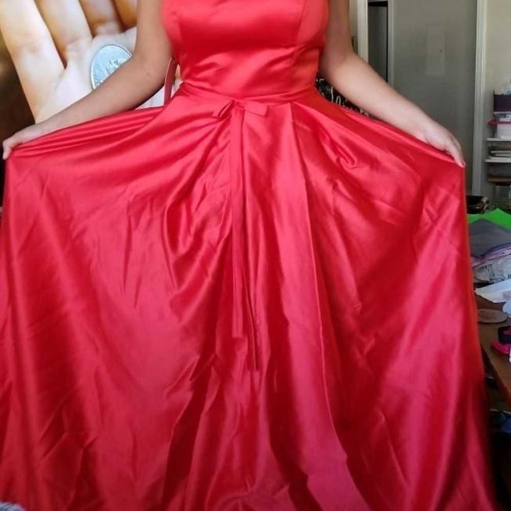 A beautiful red satin ball gown - image 1
