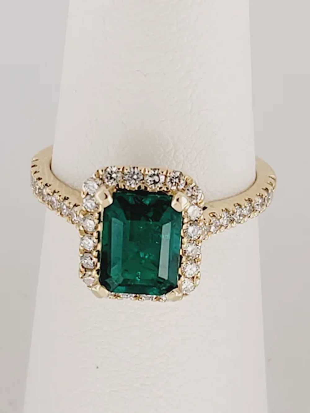 Emerald Cut Emerald Ring with White Diamond and 1… - image 7