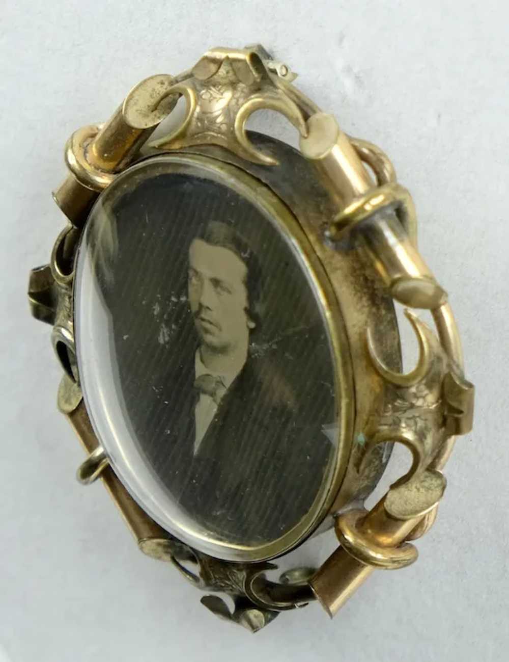 Large Victorian Gold Photo Brooch Curved Glass - image 3