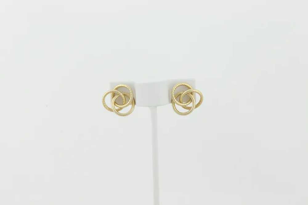 14k Yellow Gold Textured Swirl Knot 3/4" Earrings… - image 5