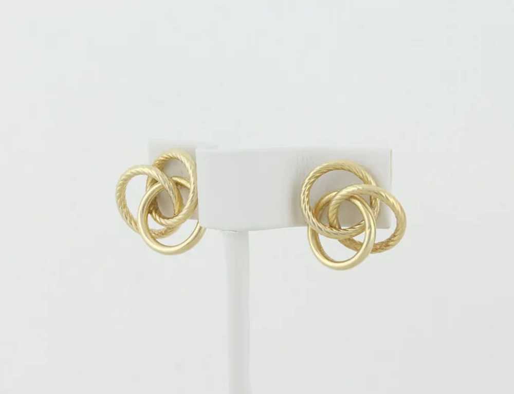 14k Yellow Gold Textured Swirl Knot 3/4" Earrings… - image 6