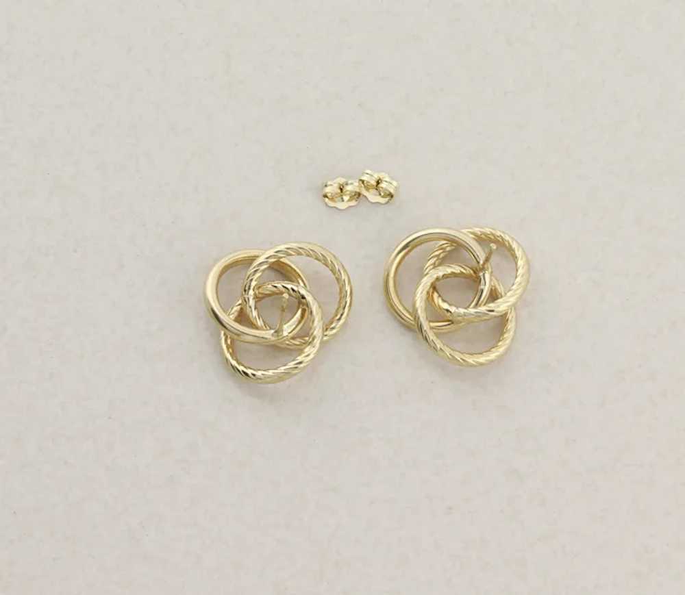 14k Yellow Gold Textured Swirl Knot 3/4" Earrings… - image 9