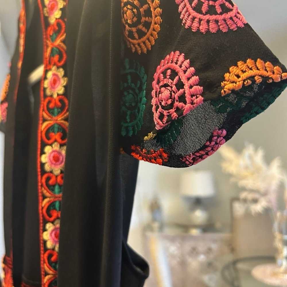 Henna embroidered short sleeve kaftan. Unique des… - image 3