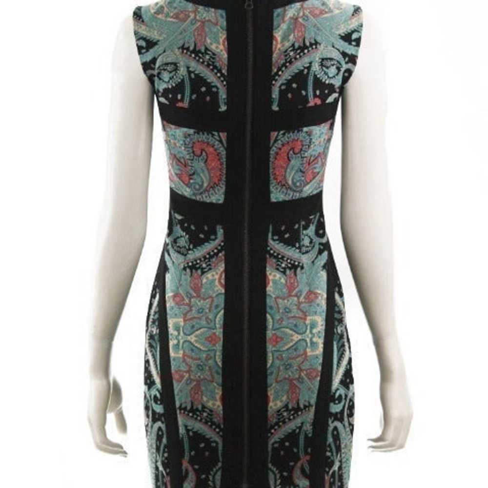 BCBGMAXAZRIA Multi Paisley Block Sleeveless Dress… - image 3