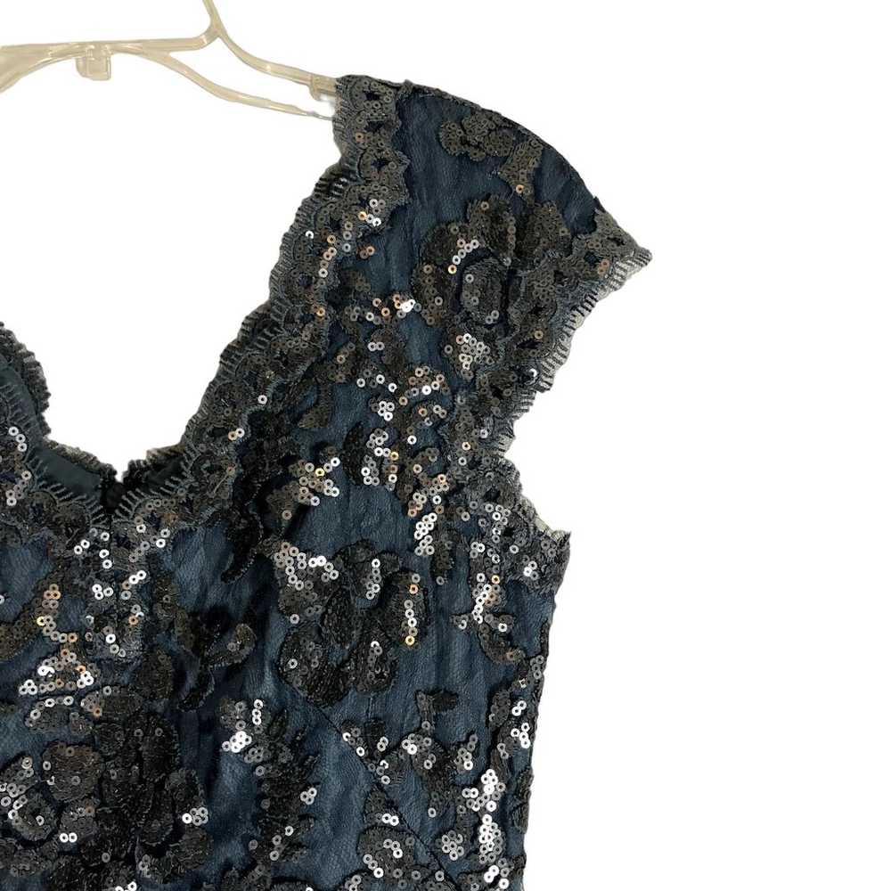 Tadashi Shoji Dress V-Neck Sequins Lace Size 6 Sl… - image 3