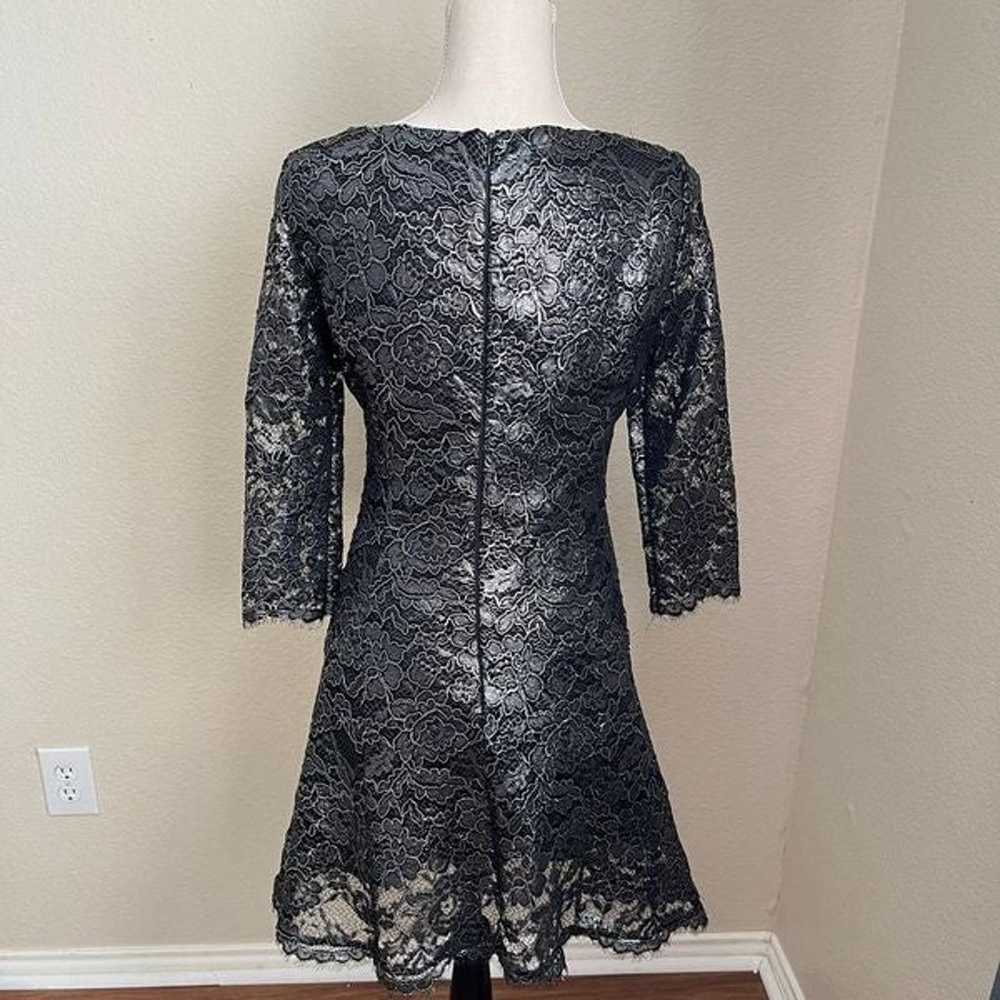 Shoshanna Black and Metallic Lace Sheath Dress Si… - image 4